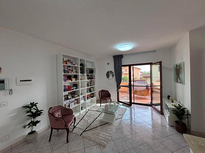 Appartamento trilocale in affitto in Via Benozzo Gozzoli snc, Carrara Pontenuovo, Sermoneta