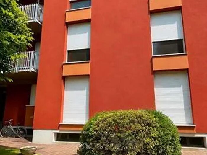 Appartamento quadrilocale in vendita in Via Ciconvallazione, Mirandola