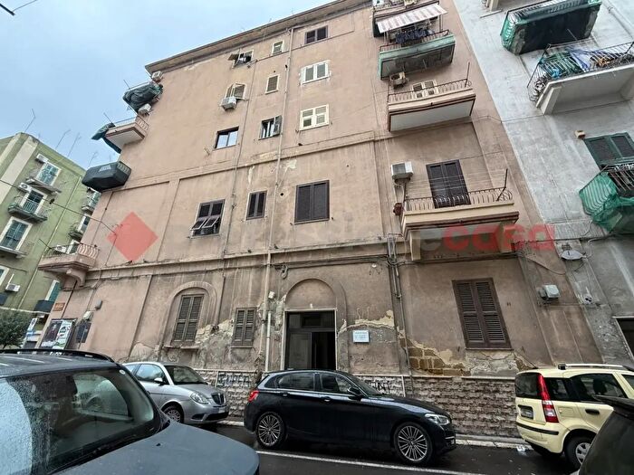 Appartamento trilocale in vendita in Via Temenide, Taranto