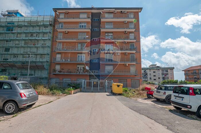 Appartamento con 6 locali in vendita in Via Don Luigi Sturzo, Siracusa