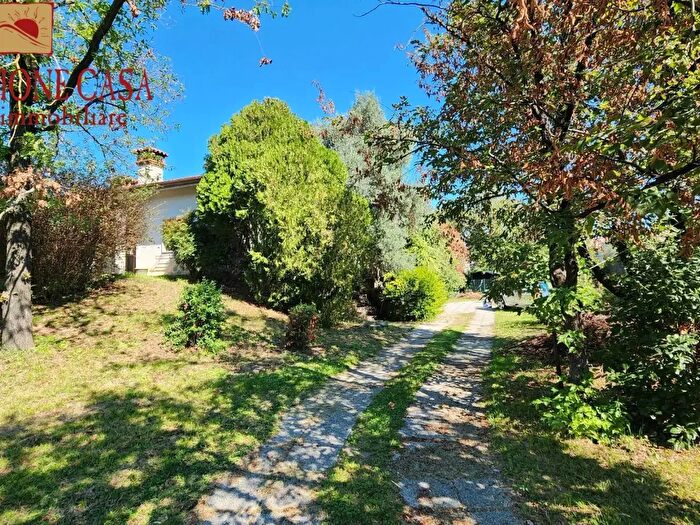 Casa con 8 locali in vendita in Santa Caterina, Fogliano Redipuglia
