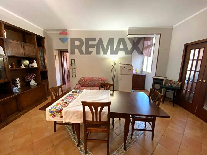 Appartamento con 5 locali in vendita in Cortile Copernico, Favara