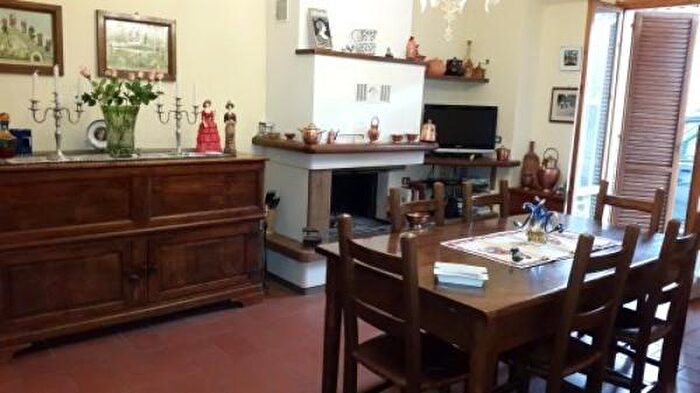 Casa con 6 locali in vendita in San Giustino