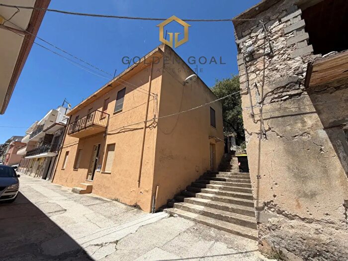 Casa con 5 locali in vendita in Via Abruzzo, Siniscola