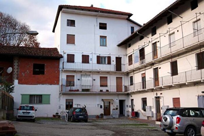 Appartamento quadrilocale in vendita in Via Castellengo, Candelo