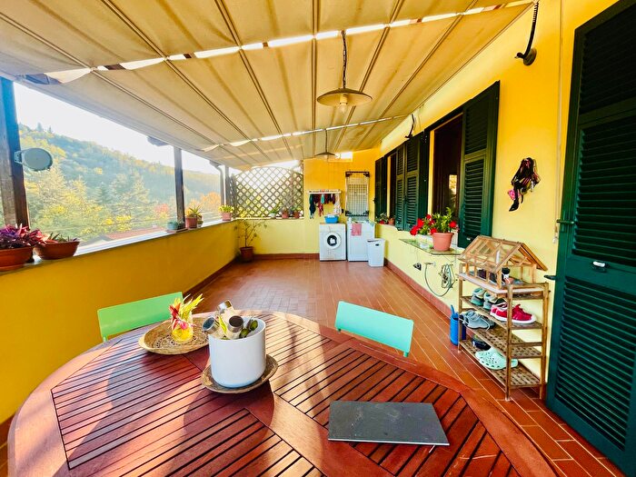 Casa trilocale in vendita in Vezzano Ligure