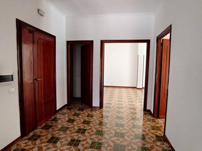 Appartamento quadrilocale in affitto in Via di Tor Vergata, Tor Vergata, Roma