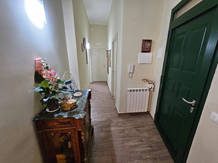 Casa quadrilocale in vendita in Via Aquila, Catania