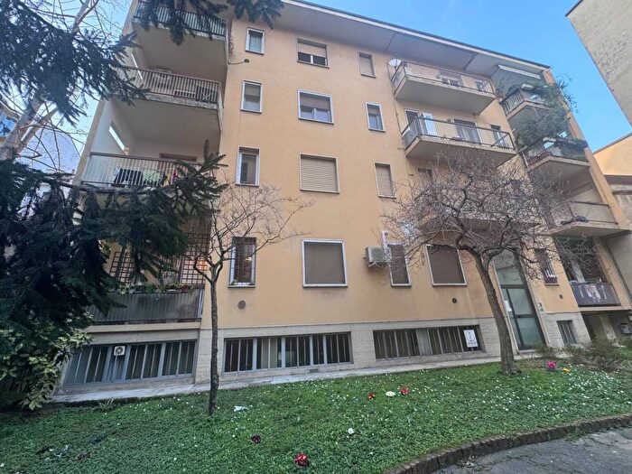 Appartamento monolocale in affitto in Via Gentilino, Corso San Gottardo, Milano