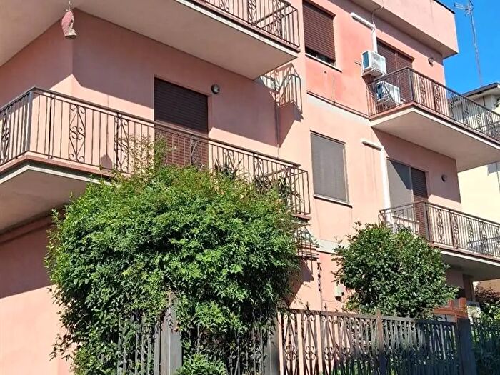 Appartamento trilocale in vendita in Roma