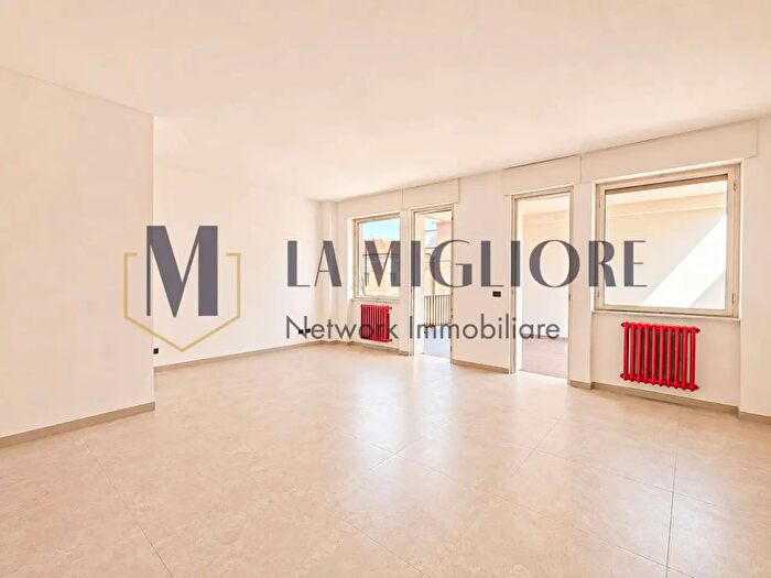Appartamento trilocale in vendita in Largo Ciro Menotti, Pisa
