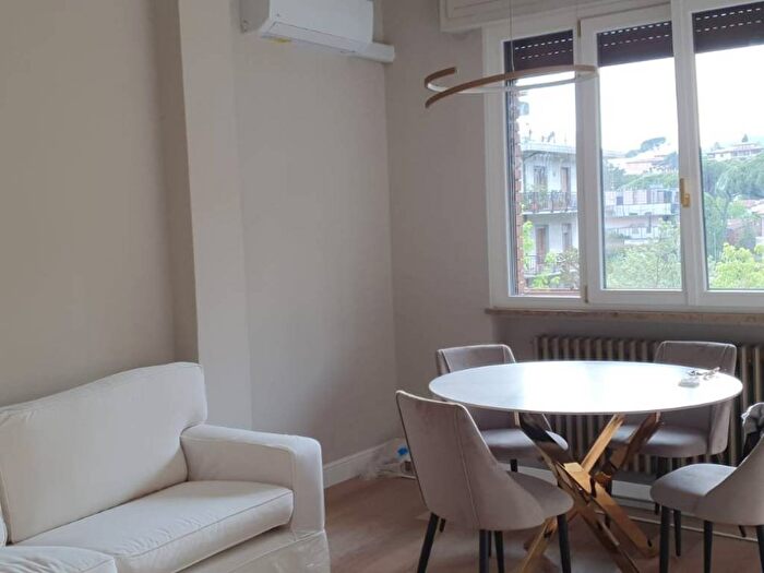 Appartamento quadrilocale in affitto in Viale Baccelli, MontecatiniTerme