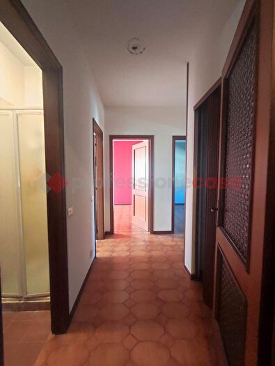 Appartamento con 5 locali in vendita in Via Guido Fassi, Carpi