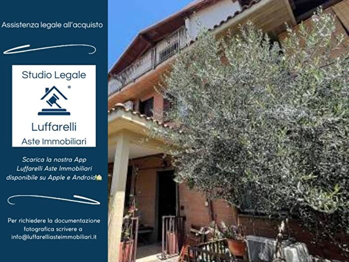Casa con 6 locali in vendita in Via Fratelli Wright, Ciampino