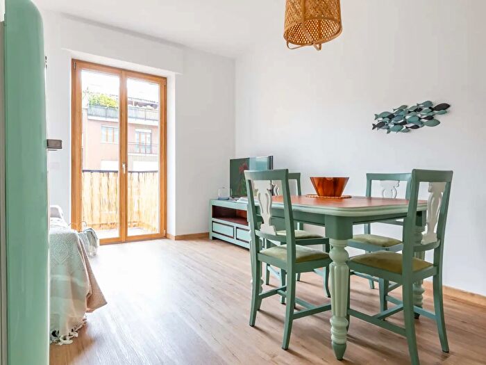 Appartamento monolocale in affitto in Via Giovanni da Procida, Milano