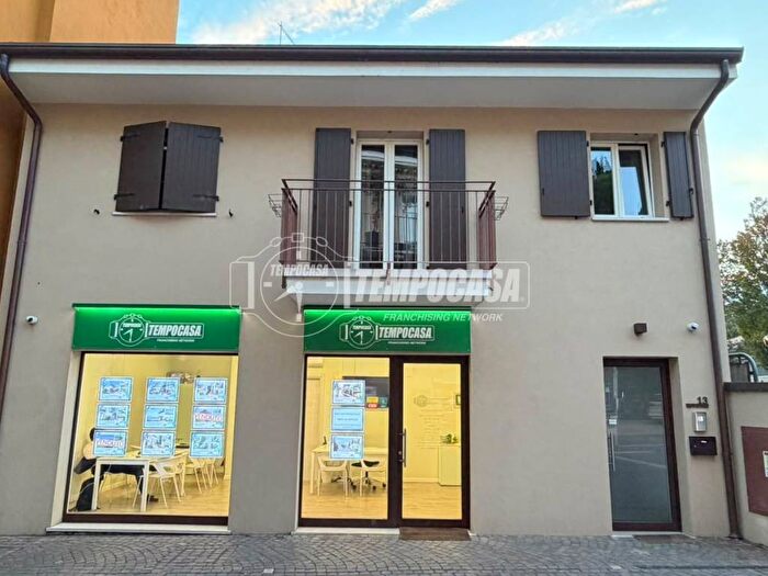 Appartamento bilocale in affitto in Via Dante Alighieri, Centro, Bardolino