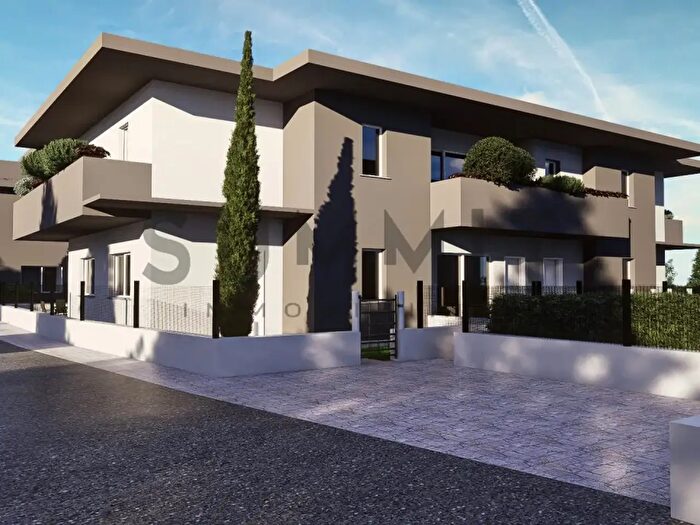 Appartamento con 5 locali in vendita in Via XX Settembre, Schio