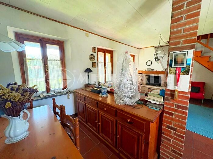 Casa con 6 locali in vendita in Maniago