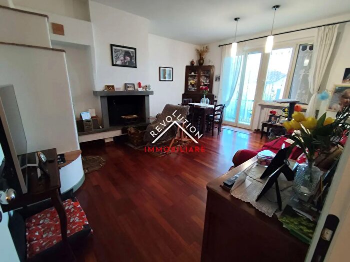 Appartamento con 5 locali in vendita in Via Vagnetti Fausto, Anghiari
