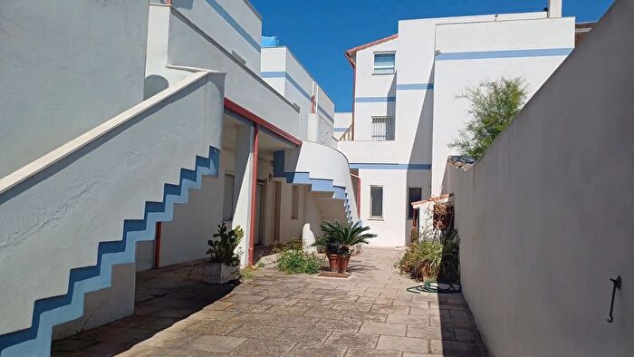 Appartamento trilocale in vendita in Via Magenta, Calasetta