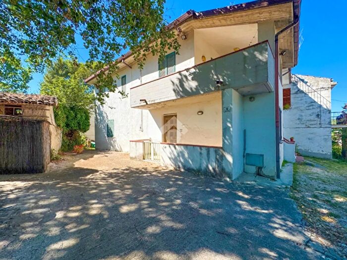 Casa trilocale in vendita in Strada Filippone, Chieti