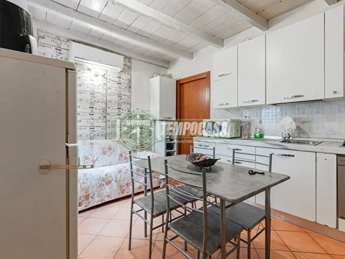 Appartamento bilocale in vendita in Via Galliano, Verdellino