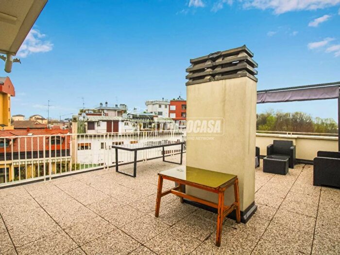 Appartamento bilocale in affitto in Via Livinallongo, Rogoredo, Milano