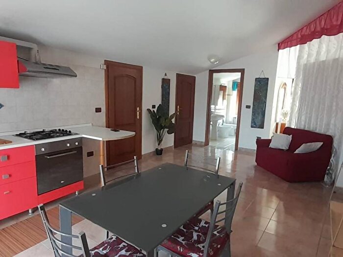 Appartamento quadrilocale in affitto in Via Napoli, Centro, Avezzano