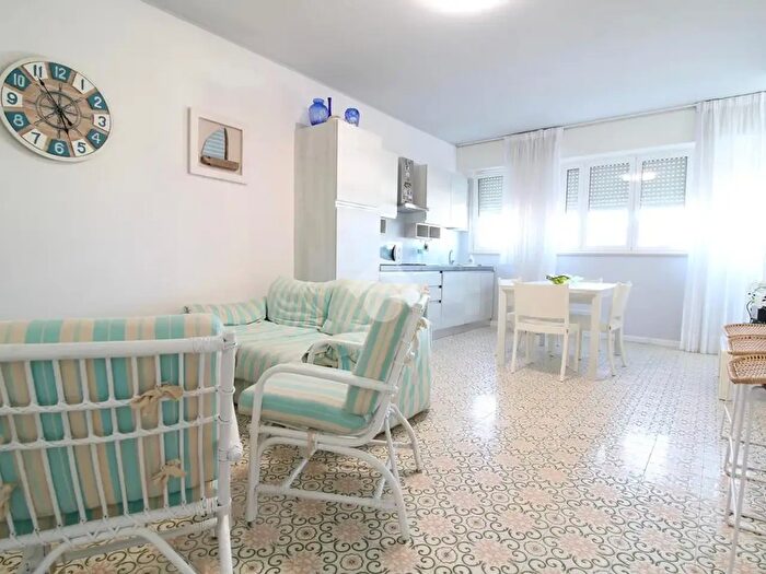 Appartamento bilocale in vendita in Piazza Guglielmo Marconi, Jesolo