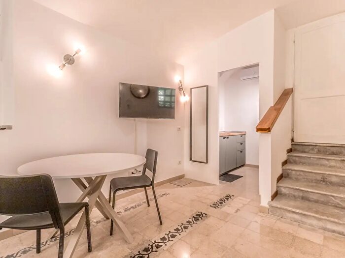 Appartamento monolocale in affitto in Via Trapani, Roma