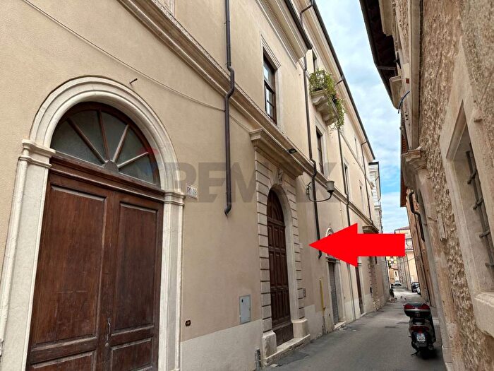 Appartamento trilocale in affitto in Via delle Grazie, Duomo Fontana Luminosa, L'Aquila