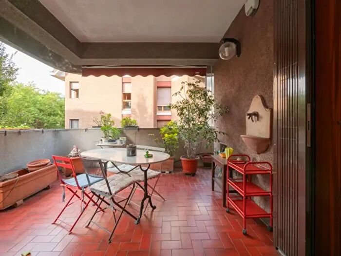 Appartamento con 5 locali in vendita in Via Oreste Cipriani, Milano
