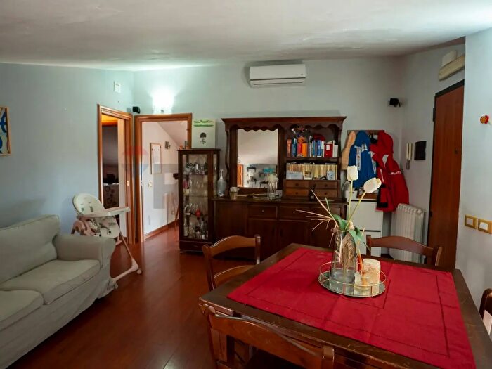 Appartamento quadrilocale in vendita in Via Pulei, Mascalucia