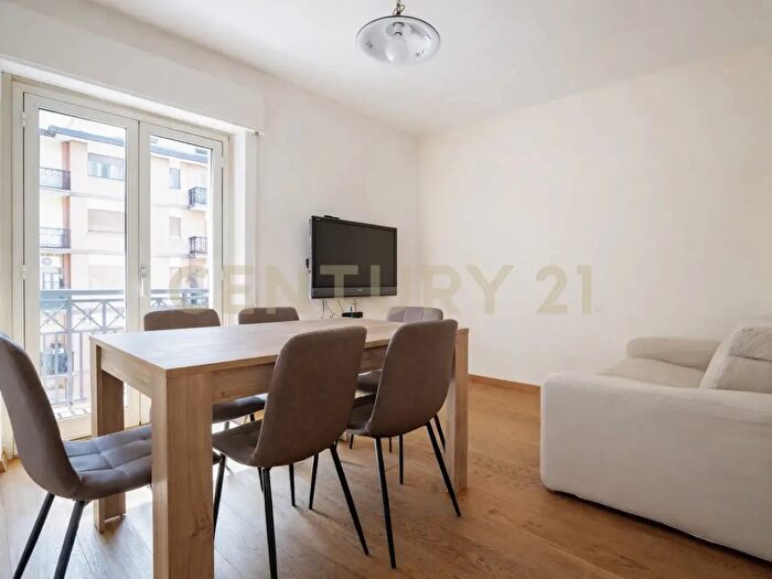 Appartamento in vendita in Via di Valle Aurelia, Roma