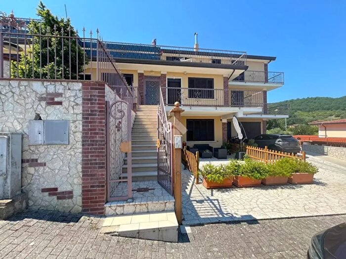 Appartamento quadrilocale in vendita in Via Carpentieri, San Martino Sannita