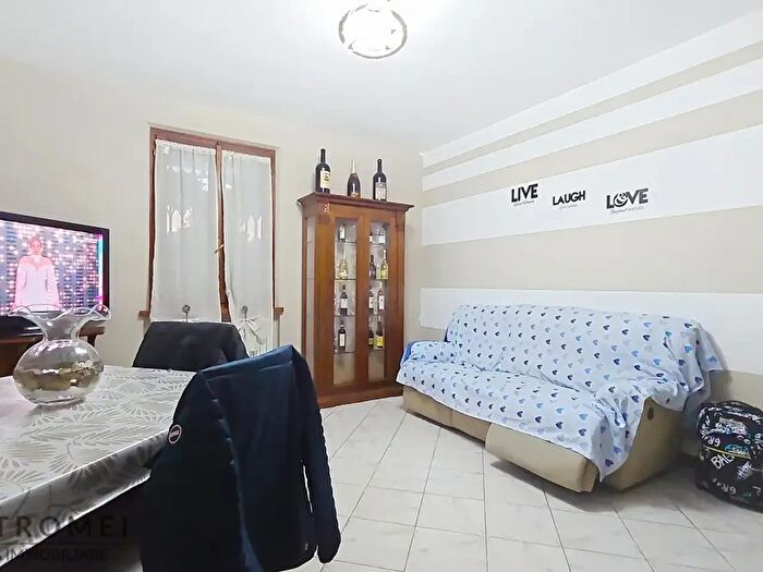 Appartamento trilocale in vendita in Via Nardi, Altopascio