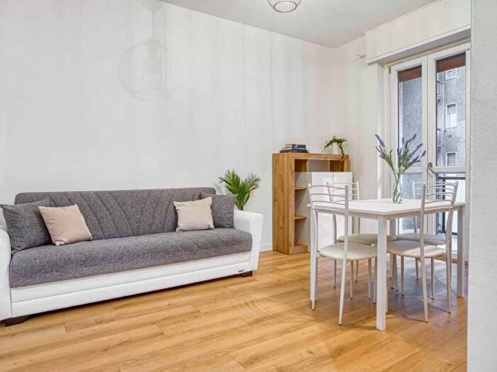 Appartamento monolocale in affitto in Via Privata Ludovico Cavaleri, Bande Nere, Milano