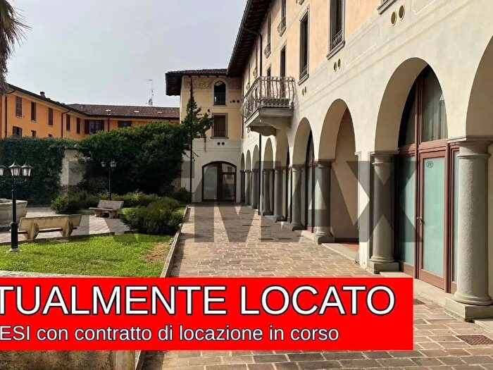 Appartamento trilocale in vendita in Via Vittorio Emanuele, Capriolo