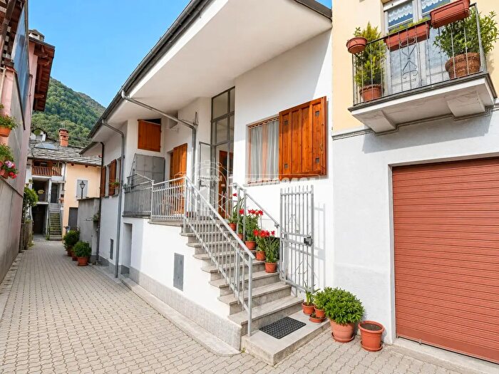 Appartamento bilocale in vendita in Pont Canavese