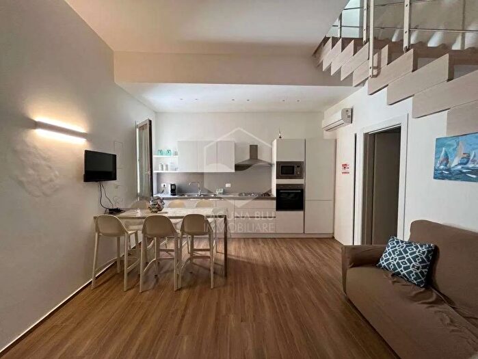 Casa quadrilocale in vendita in Via Garraffa, Marsala