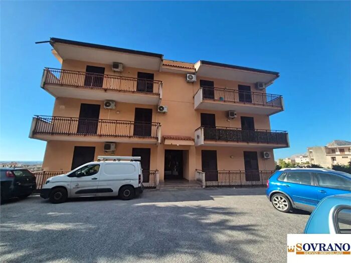 Appartamento quadrilocale in vendita in Carini
