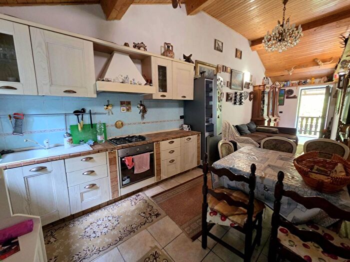 Casa con 7 locali in vendita in Via alla Soria, Genova