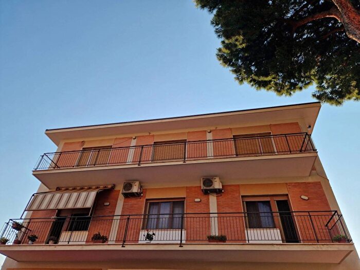 Appartamento con 5 locali in affitto in Via Roma, Centro, Monte Porzio Catone