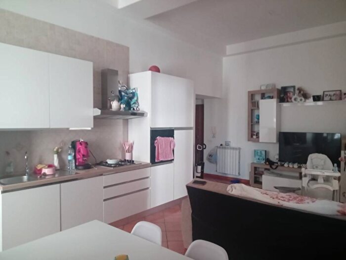 Appartamento bilocale in affitto in Via Nicola Fasano, Porto, Pozzuoli