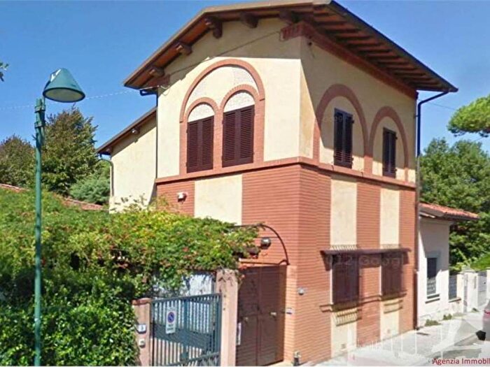 Casa con 5 locali in affitto in Centro, Forte dei Marmi