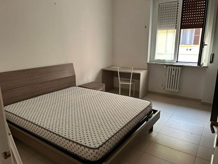 Appartamento trilocale in affitto in Via Antonio Fogazzaro, Montenero, Milano