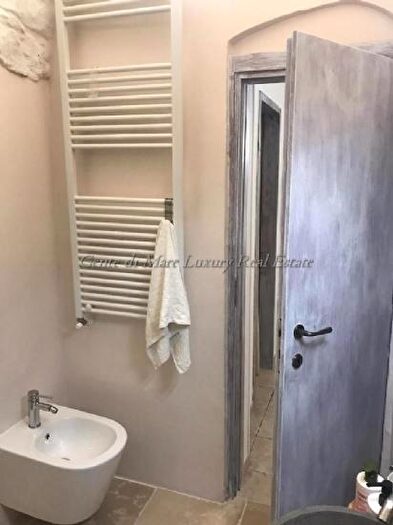 Casa quadrilocale in vendita in Ostuni