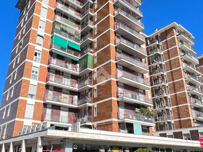 Appartamento bilocale in vendita in Via Stelvio, Novate Milanese