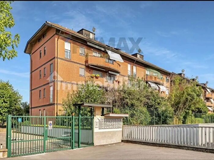 Appartamento bilocale in vendita in Via Tintoretto, Cologno Monzese