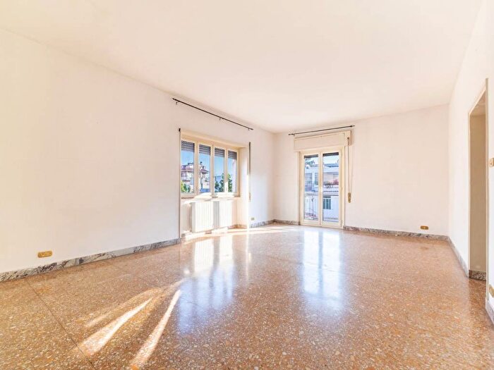 Appartamento con 5 locali in affitto in Via Domenico Comparetti, Talenti Monte Sacro, Roma
